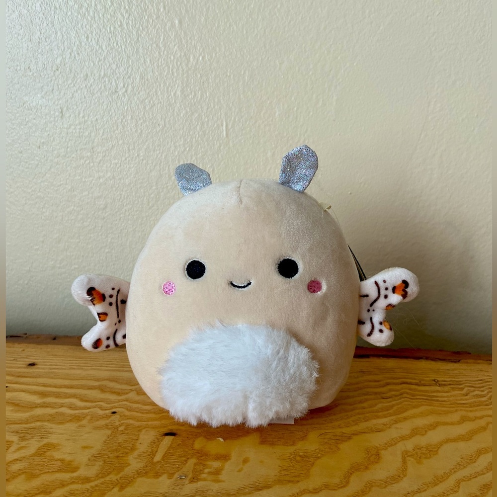 Berit - Squishmallow 5”